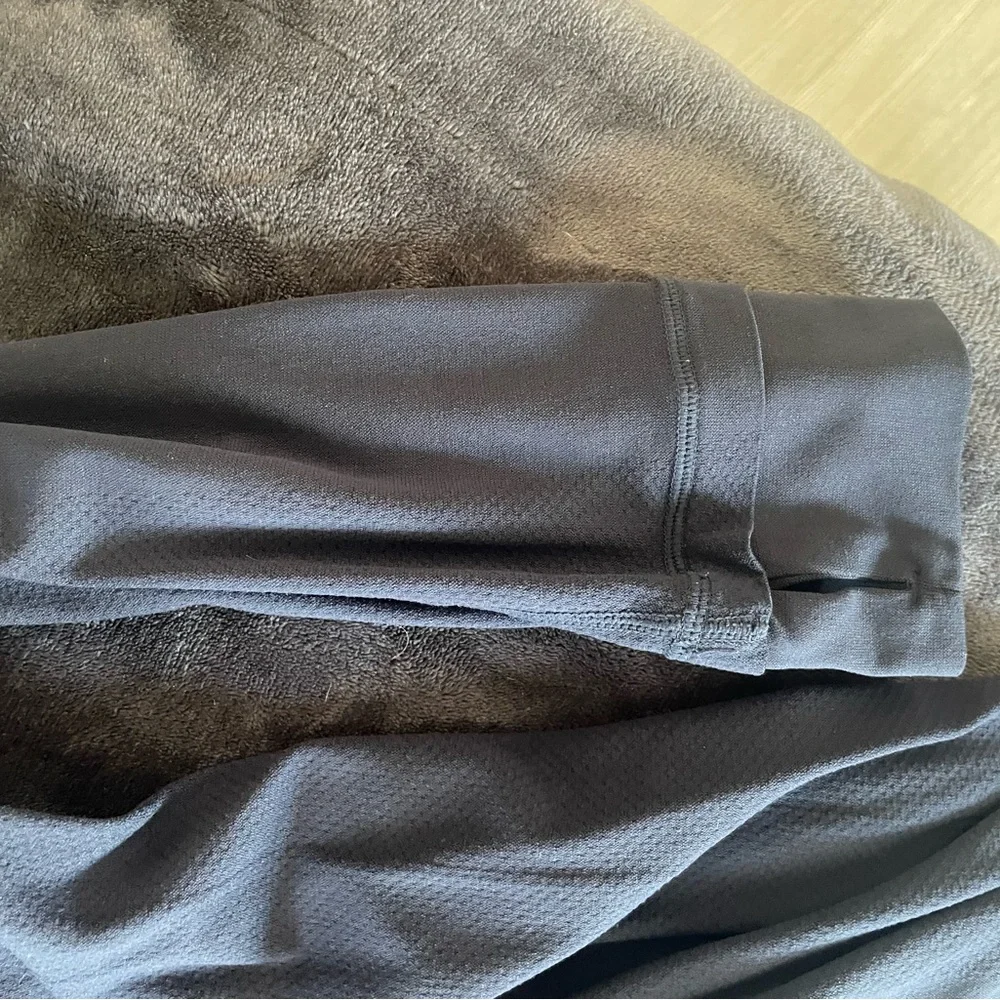 Fabletics Quarter-Zip Navy Blue - Picture 3 of 4